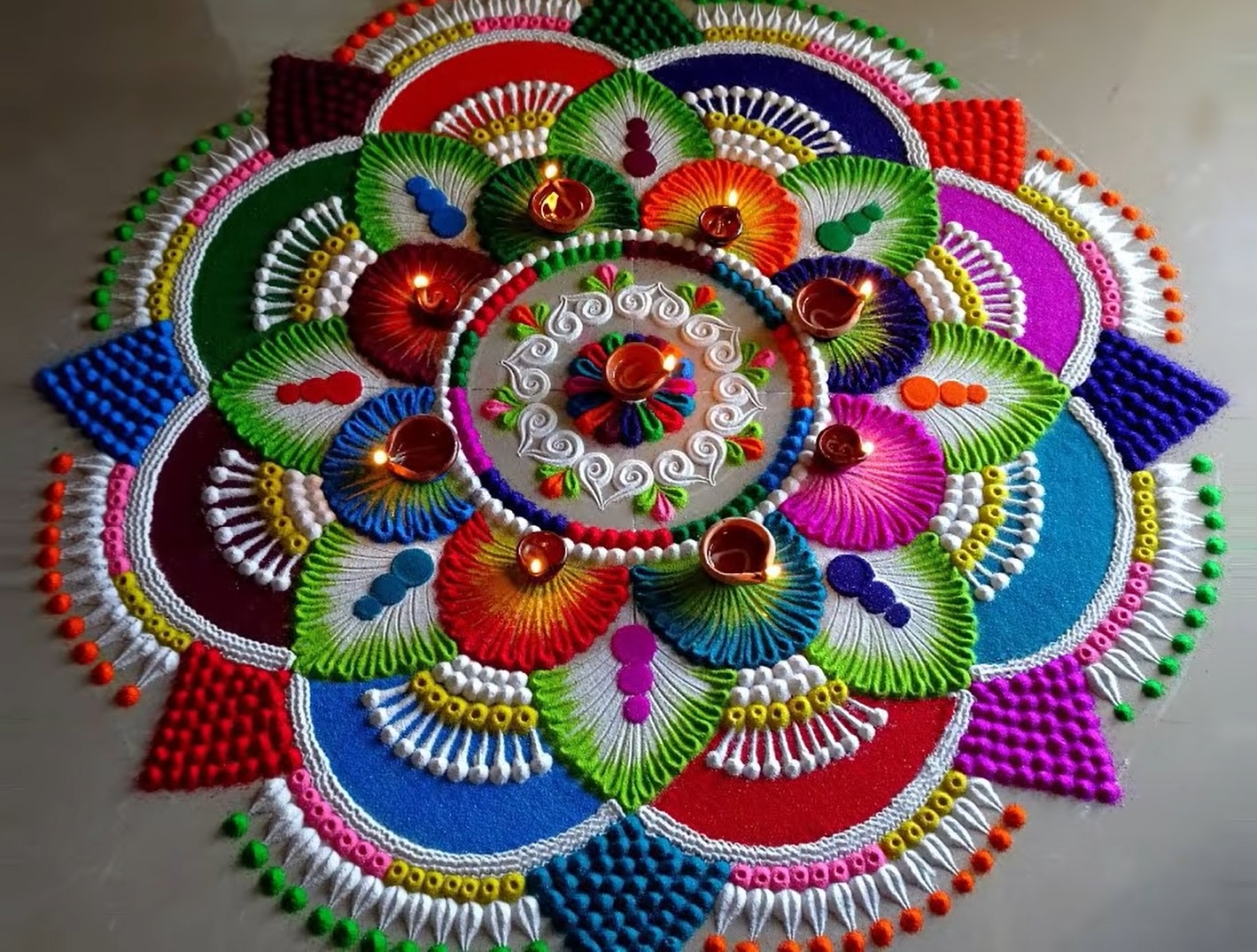 Beautiful Rangoli Diwali Designs