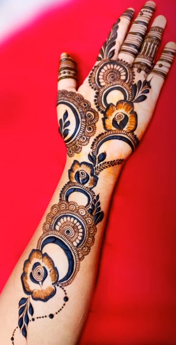 Arabic Mehndi Designs for Eid al-Fitr 2024