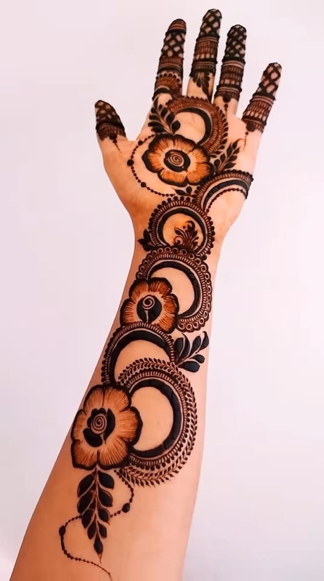 Arabic Mehndi for Eid al-Fitr 2024