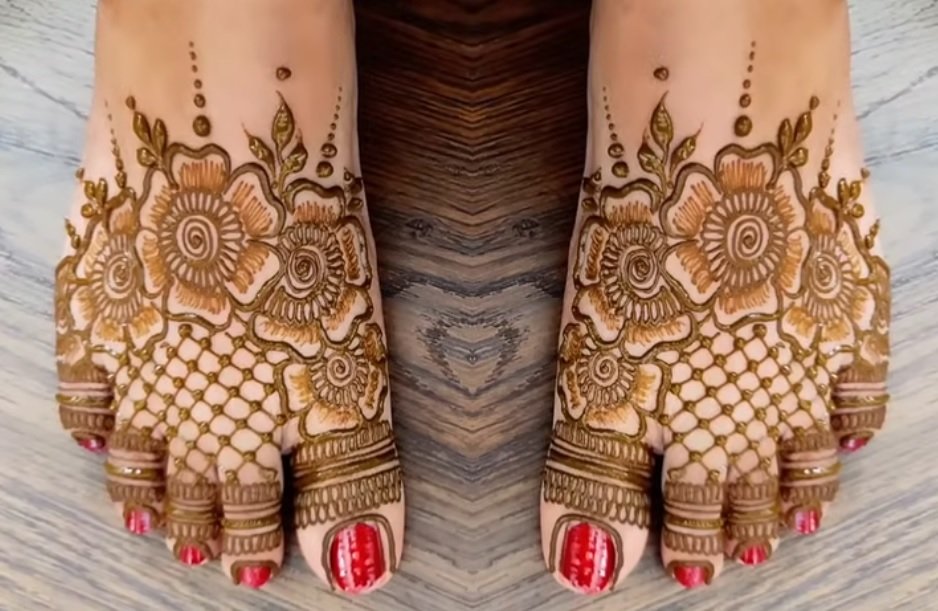 Karwa Chauth 2024 Foot Mehndi Designs